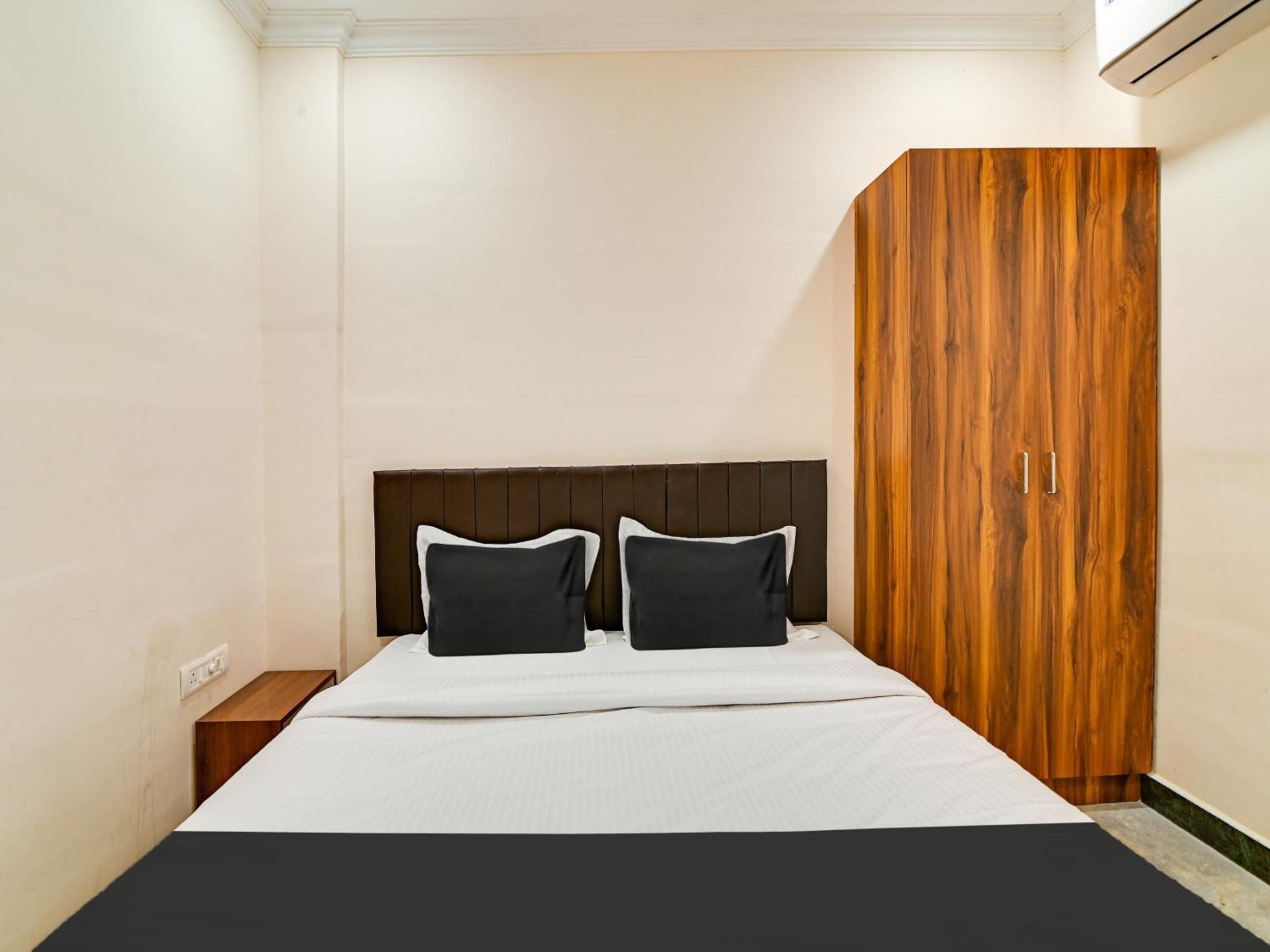 Hotel O Rj Royal Inn Vellore Εξωτερικό φωτογραφία