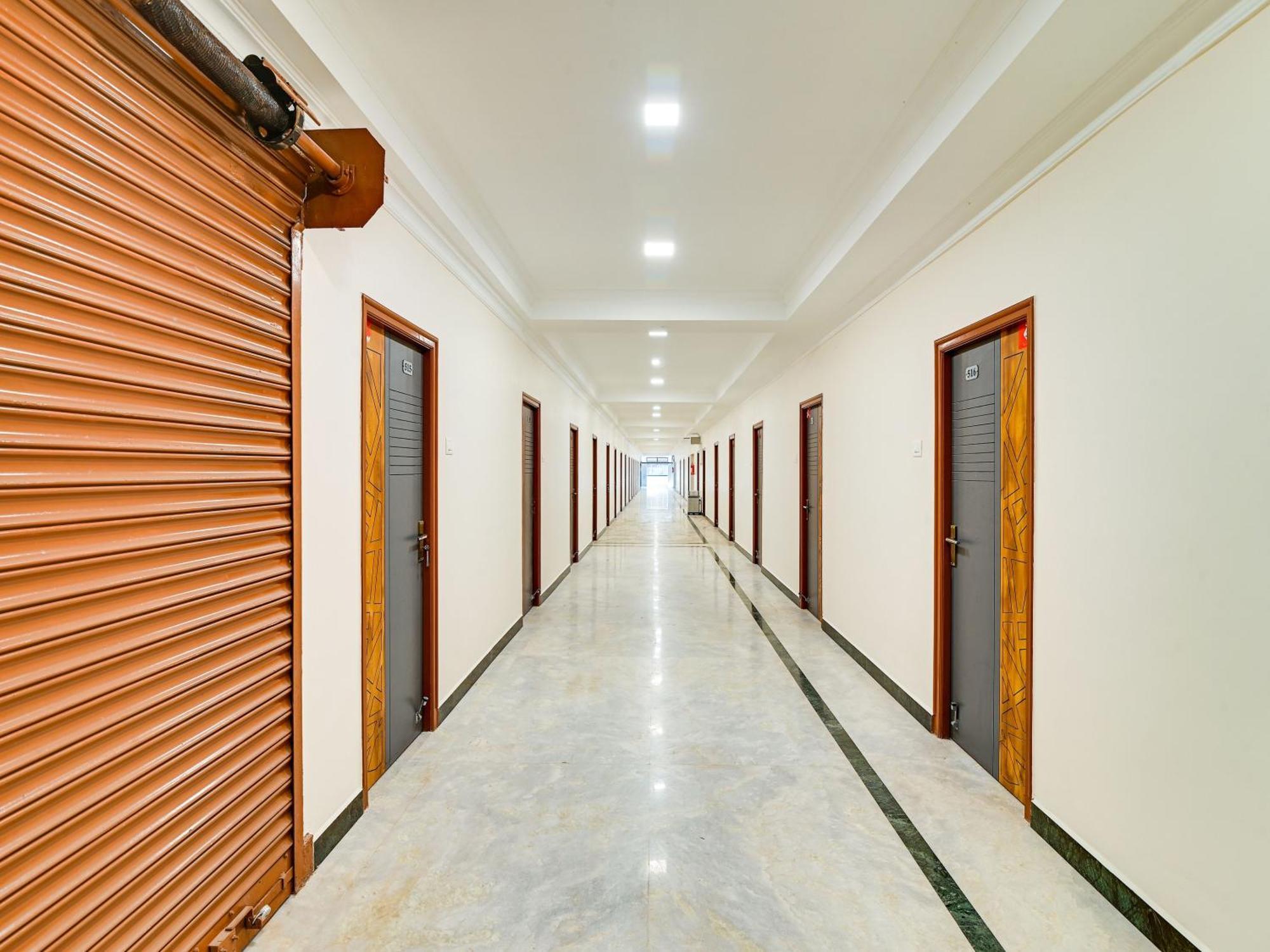 Hotel O Rj Royal Inn Vellore Εξωτερικό φωτογραφία